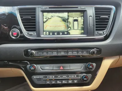 Kia Canival