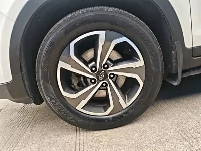JAC Refine S7