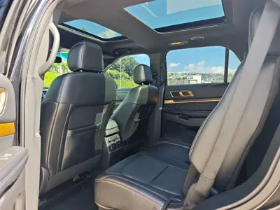 Ford Explorer (Import)