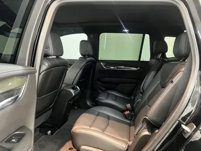 Cadillac XT6