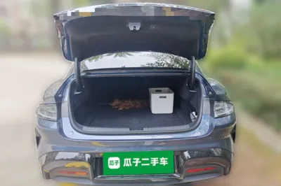 Xiaomi Auto SU7