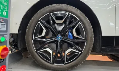 BMW iX