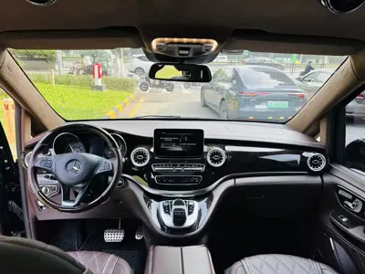 Mercedes-Benz V-Class