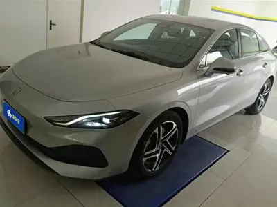 Roewe D7