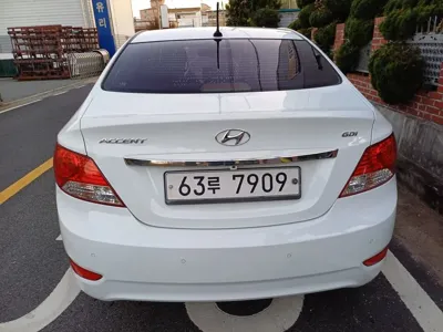 Hyundai Accent