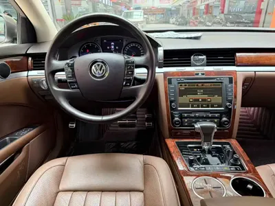 Volkswagen Phaeton