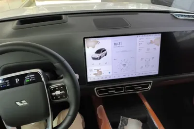 Li Auto L8