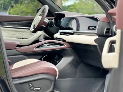 Geely Xingyue L