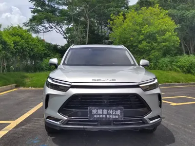 BAIC X7