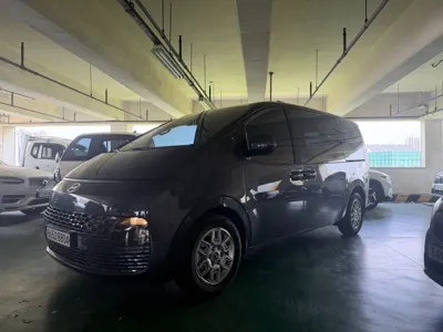 Hyundai Staria
