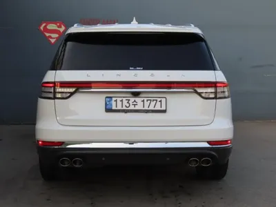 Lincoln Aviator