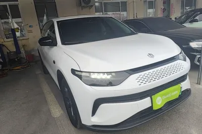 Leapmotor C11