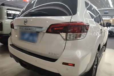 Nissan Terra
