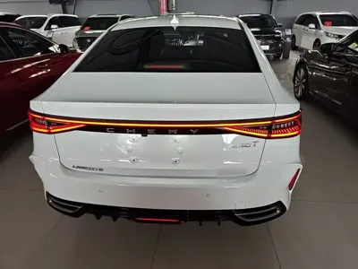 Chery Arrizo 8
