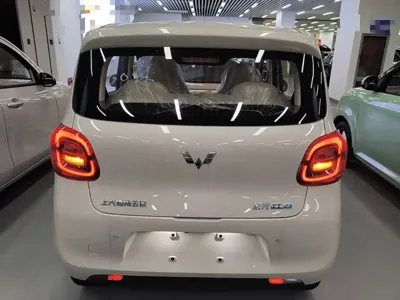 Wuling MINIEV