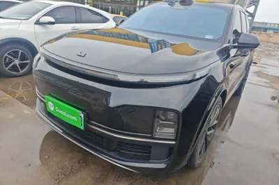 Li Auto L8