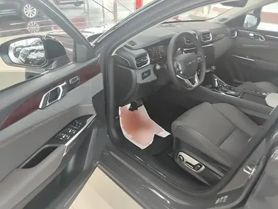 Lynk & Co 02