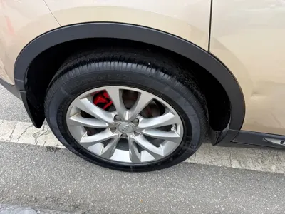 Geely Emgrand GS