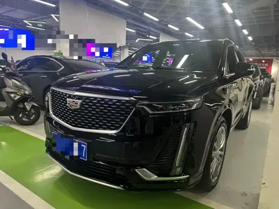 Cadillac XT6