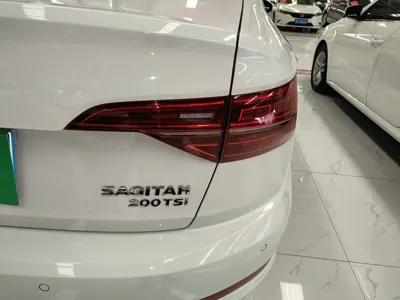 Volkswagen Sagitar