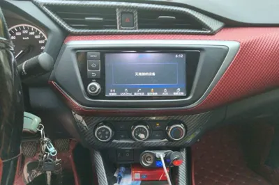 Nissan Lannia