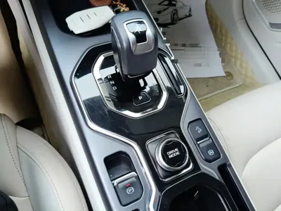 Geely ICON