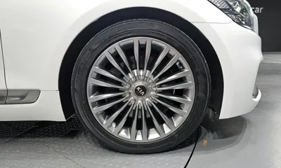 Kia K9