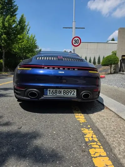 Porsche 911