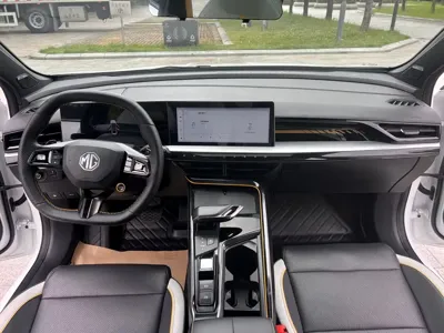 MG MG5 Scorpio