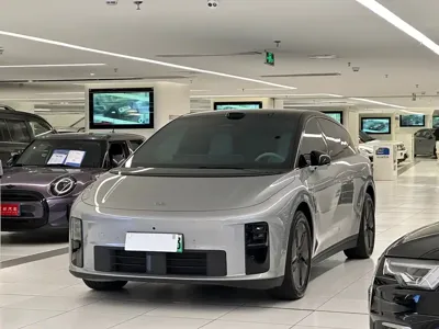 Li Auto 理想i6