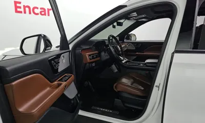 Lincoln Aviator