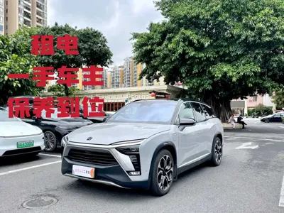 Nio ES8