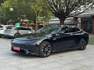 Xpeng P7