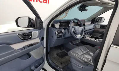 Lincoln Navigator