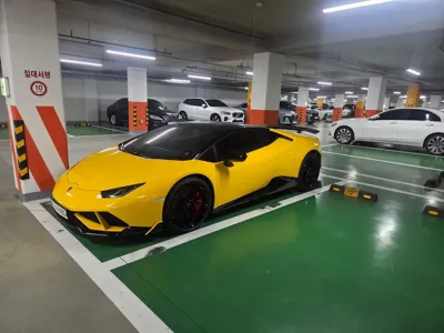 Lamborghini Huracan