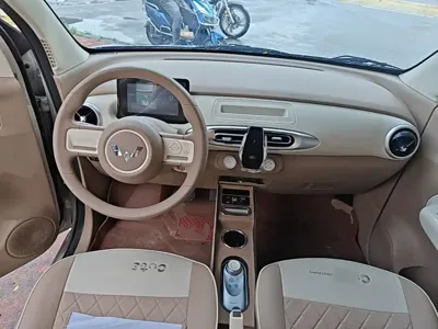 Wuling MINIEV