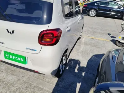 Wuling MINIEV