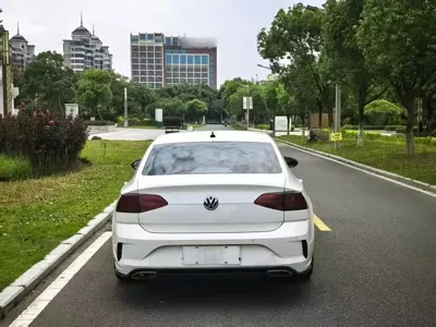 Volkswagen Lamando