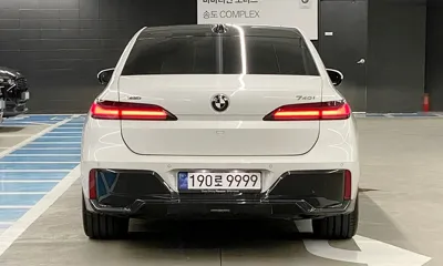 BMW 7-Series