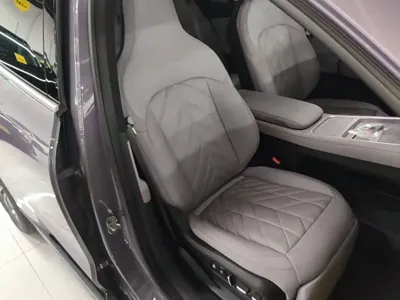 Nio EC6