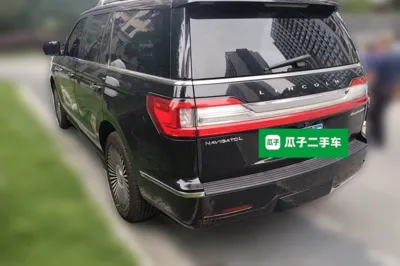 Lincoln Navigator