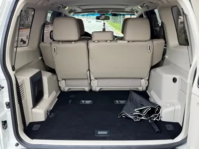 Mitsubishi Pajero (Import)