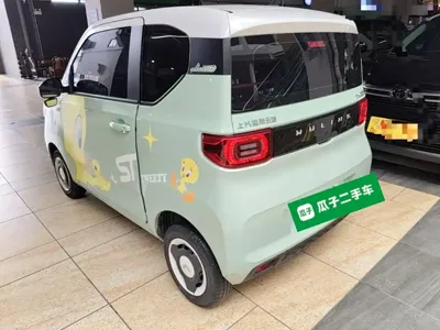 Wuling MINIEV