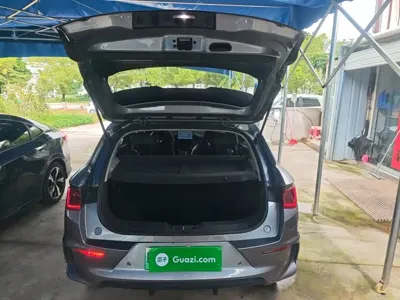 BYD e2