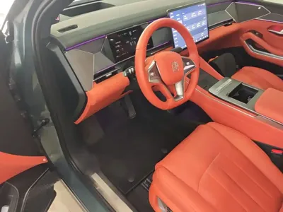 BYD 唐L