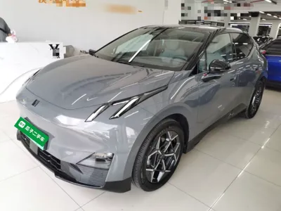 Lynk & Co Z20