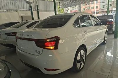 Dongfeng Aeolus E70