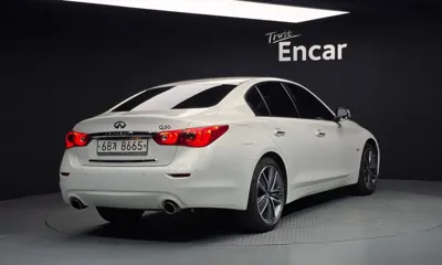 Infiniti Q50