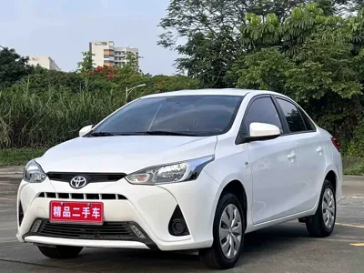 Toyota Yaris L