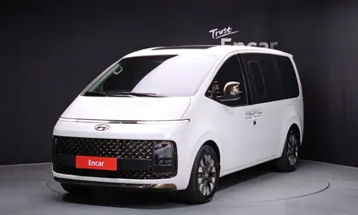 Hyundai Staria